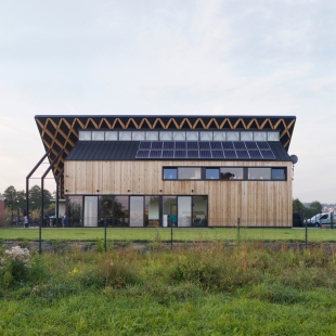 House Behind The Roof - foto: Bartłomiej Drabik