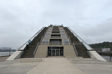 Dockland Office Building - foto: Petr Šmídek, 2018