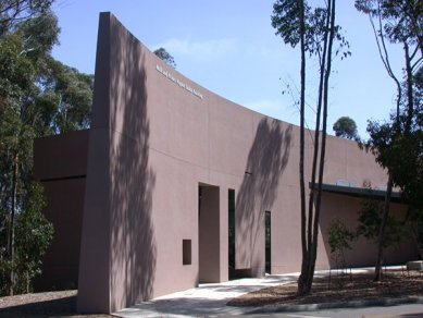 Wagner Dance Facility - foto: Petr Šmídek, 2001