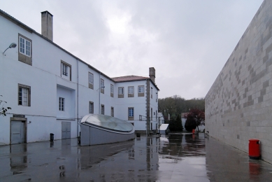 Tělocvična San Clemente - foto: Petr Šmídek, 2013