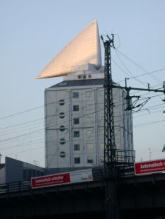 Kant Triangle - foto: Petr Šmídek, 2001