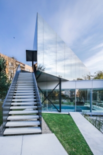 Glass Cube - foto: CAKOV + PARTNERS