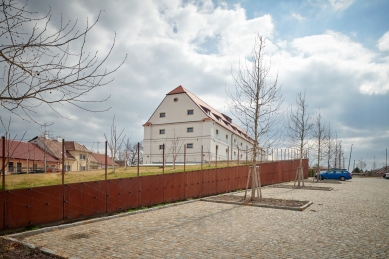 Rekonstrukce barokní sýpky ve Velkých Pavlovicích – Hotel Lotrinský - foto: KIVA - Vladimír Novotný