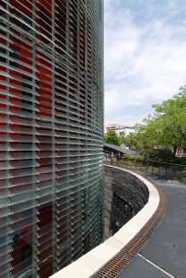 Torre Agbar - foto: Petr Šmídek, 2008