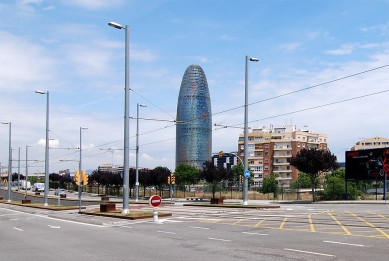 Torre Agbar - foto: Petr Šmídek, 2008