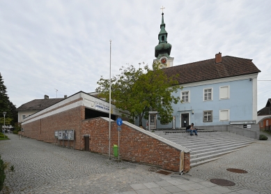 Farní kostel sv. Michala v Leondingu - foto: Petr Šmídek, 2025