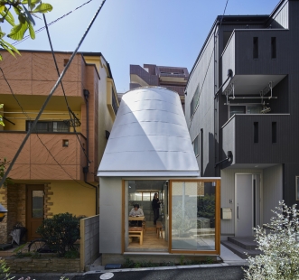 Love2 House - foto: Koji Fujii / Nacasa&Partners Inc