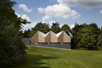 School pool and gym in Beaconsfield - foto: Jack Hobhouse 