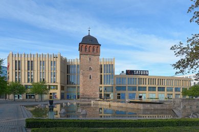 The design of the facade of the Roter Turm department store - foto: Petr Šmídek, 2019