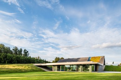 House in Warmia: Green Line - foto: Paweł Ulatowski