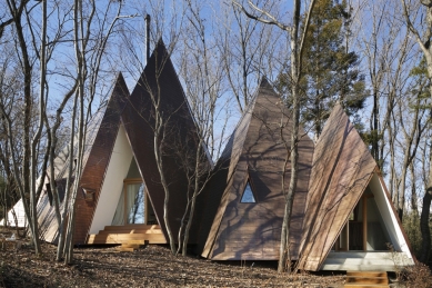 House Tepee in Nasu - foto: Koji Fuji - Nacasa & Partners Inc