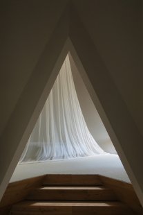 House Tepee in Nasu - foto: Koji Fuji - Nacasa & Partners Inc