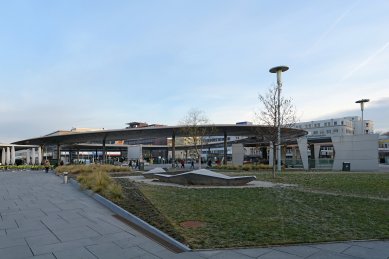 Graz Main Station Local Transport Hub - foto: Petr Šmídek, 2017