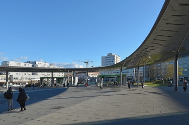 Graz Main Station Local Transport Hub - foto: Petr Šmídek, 2017