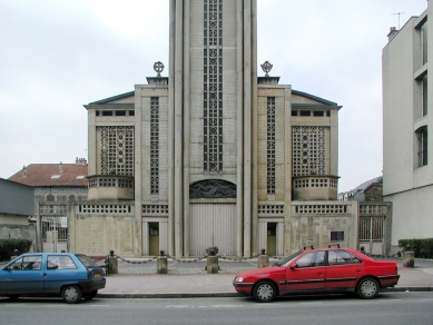 Kaple Panny Marie Utěšitelky v Le Raincy - foto: Bronislav Stratil, 2003