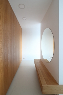 Interior of an apartment in a rooftop extension in Pardubice - foto: Ing. arch. Petra Měrková