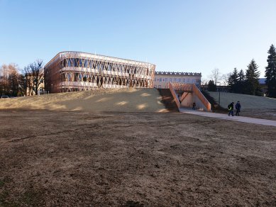 Pavilon základní školy, Mníšek pod Brdy - foto: Peter Gromski