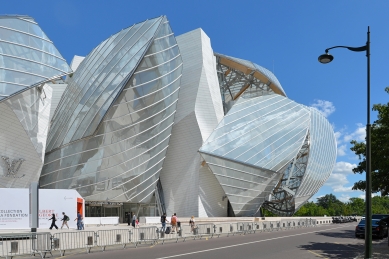 Entrance logo welcomes visitors to the Fondation Louis Vuitton in