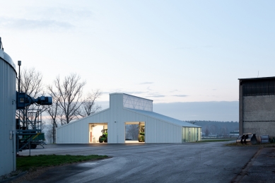 White Shed - foto: Alex Shoots Buildings