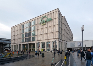 Galeria Kaufhof Department Store - foto: Petr Šmídek, 2019