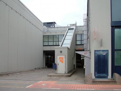 Main workshop of the Berliner Stadtreinigung - foto: Jiří Žid, 2011