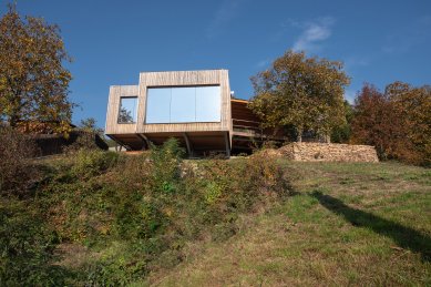 Weekend house above the quarry - foto: MgA. Jiří Ernest