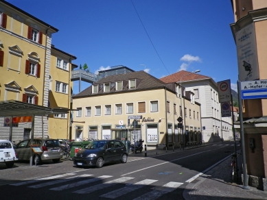 Building at Maria Delago Square - Fotografie původního stavu - foto: Pavol Mikolajcak