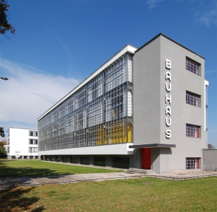 Bauhaus - foto: © Petr Šmídek, 2007