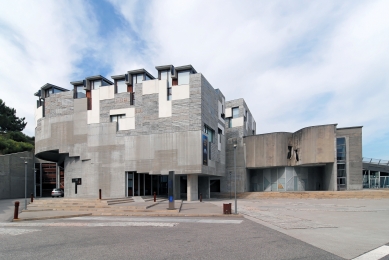 Rector Office at Vigo University Campus - foto: Petr Šmídek, 2011