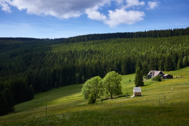 Zvonička na Vlašských boudách - foto: Andrea Thiel Lhotáková