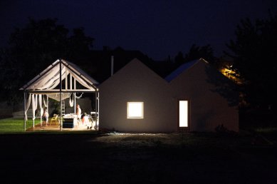 Letný dom - Noční snímek - foto: Totalstudio