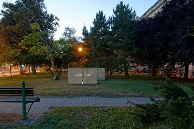 Památník Adolfu Loosovi - foto: Petr Šmídek, 2020