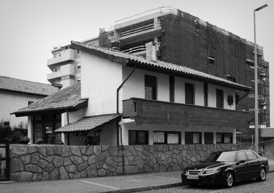 Four Dwellings Matosinhos - Historický snímek