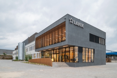 LANIK Headquarters - foto: Viktor Mácha