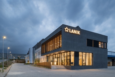 LANIK Headquarters - foto: Viktor Mácha