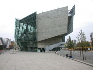 UFA Palast - foto: Petr Šmídek, 2002