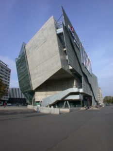 UFA Palast - foto: Petr Šmídek, 2002