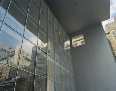 Expansion of MoMA in New York - Detail of the David and Peggy Rockefeller Building, The Museum of Modern Art, designed by Yoshio Taniguchi. - foto: © 2005 Timothy Hursley