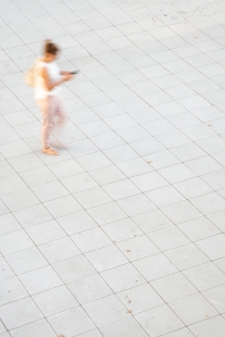 Revitalization of the public space at the shopping center Cíl in Prague's Zahradní Město - foto: Alex Shoots Buildings