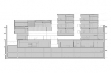 Zdravotní středisko ICTAM - Řez - foto: MGM Arquitectos