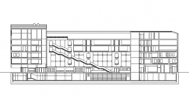 Kanceláře soudního dvora v Benátkách - Podélný řez - foto: C+S Architects