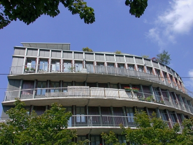 Apartment and Office Building Schwitter  - foto: Petr Šmídek, 2002