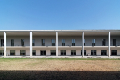 Školící centrum Setúbal - foto: Petr Šmídek, 2011