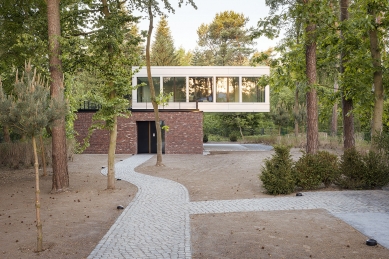 Villa in Potsdam - foto: Martin Tervoort