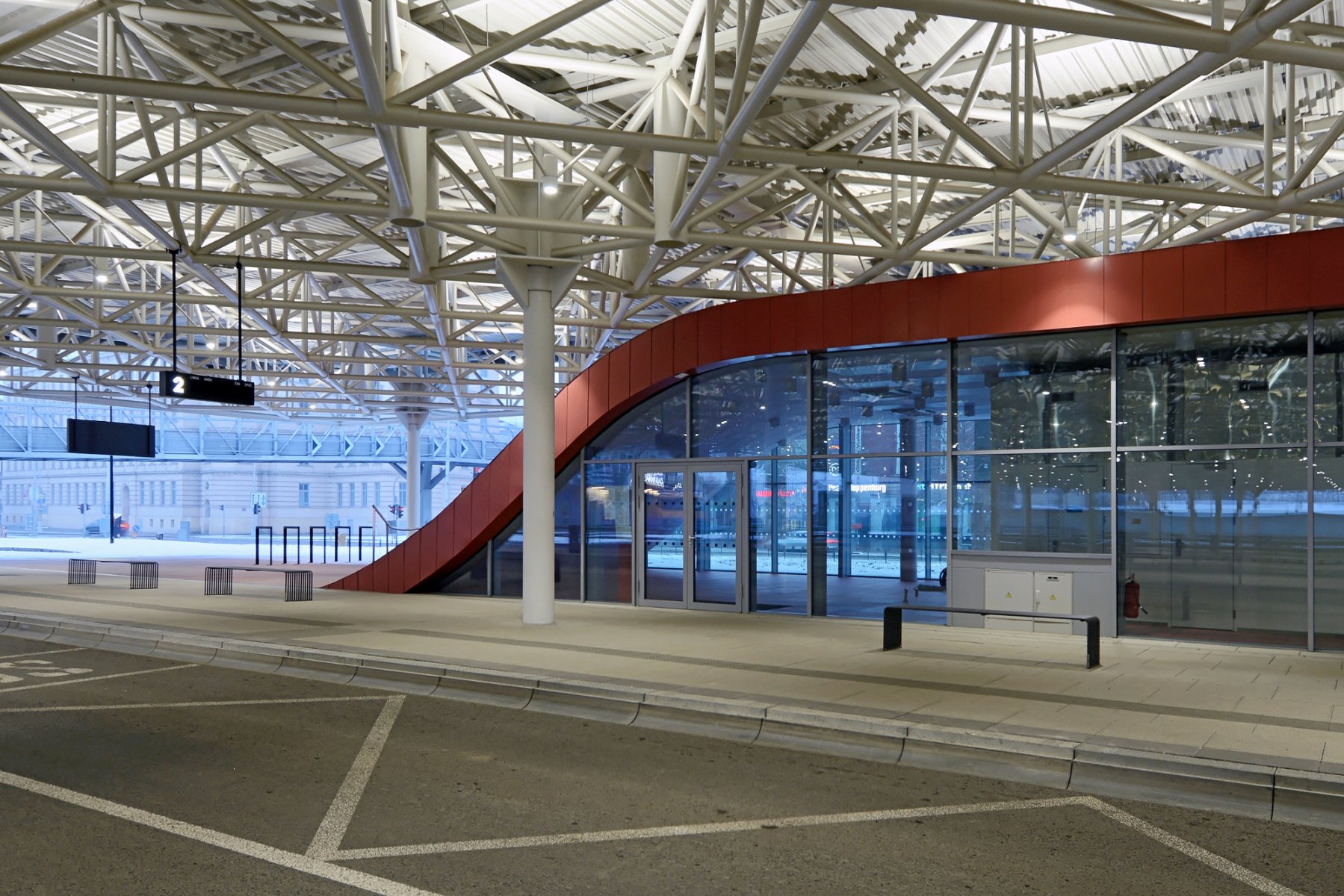 Archiweb.cz - Zvonařka Central Bus Terminal