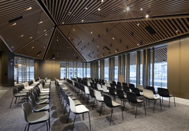 Stavros Niarchos Foundation Library - foto: John Bartelstone