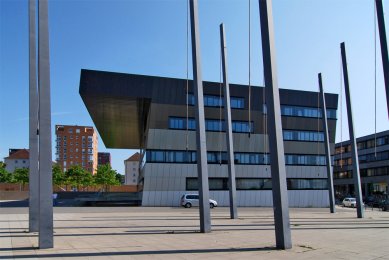 Townhall Scharnhauser Park - foto: Petr Šmídek, 2011