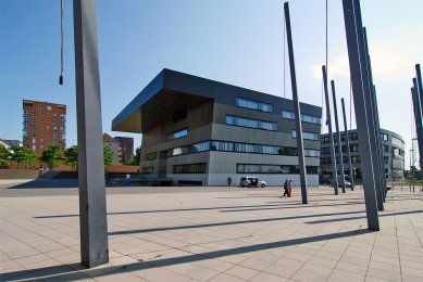 Townhall Scharnhauser Park - foto: Petr Šmídek, 2011