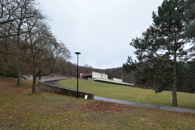 Krematorium a urnový háj v Bratislavě - foto: Petr Šmídek, 2018