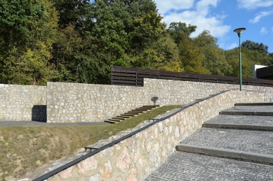 Krematorium a urnový háj v Bratislavě - foto: Petr Šmídek, 2017